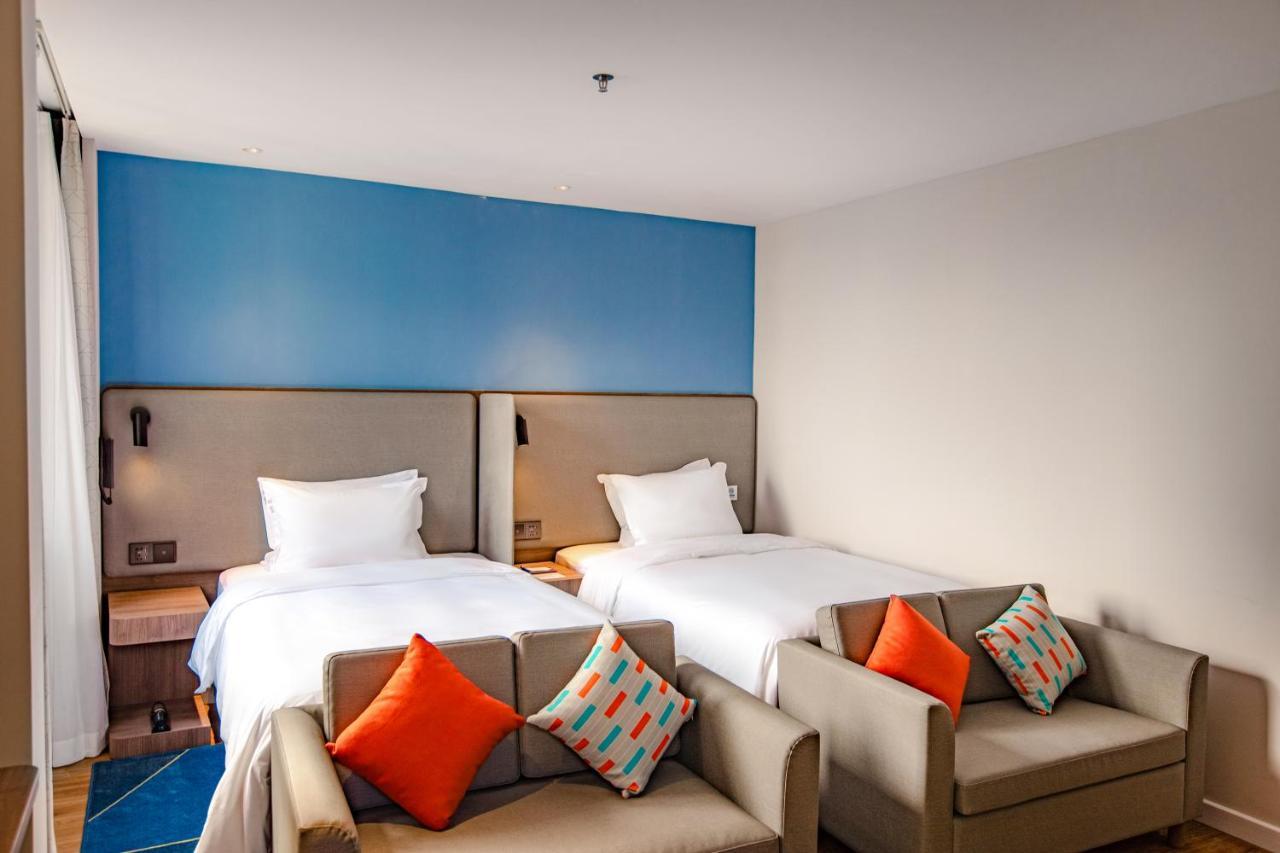 Holiday Inn Express Shantou City Center By Ihg מראה חיצוני תמונה